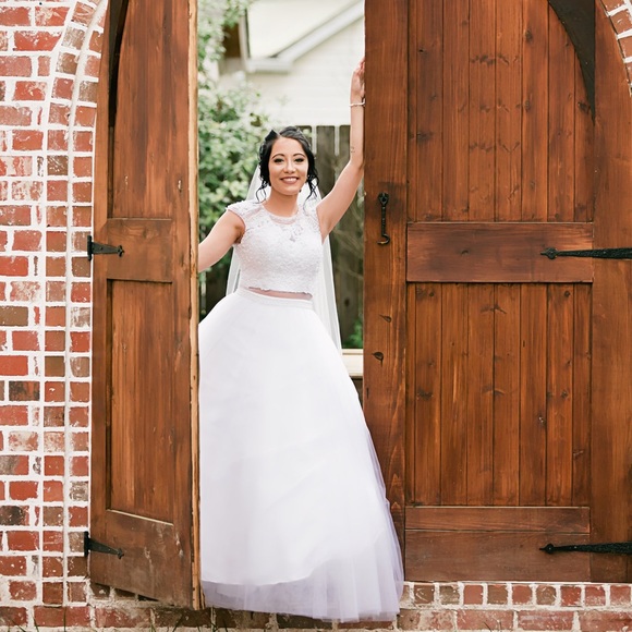 Wedding or Prom Dress - Picture 2 of 3